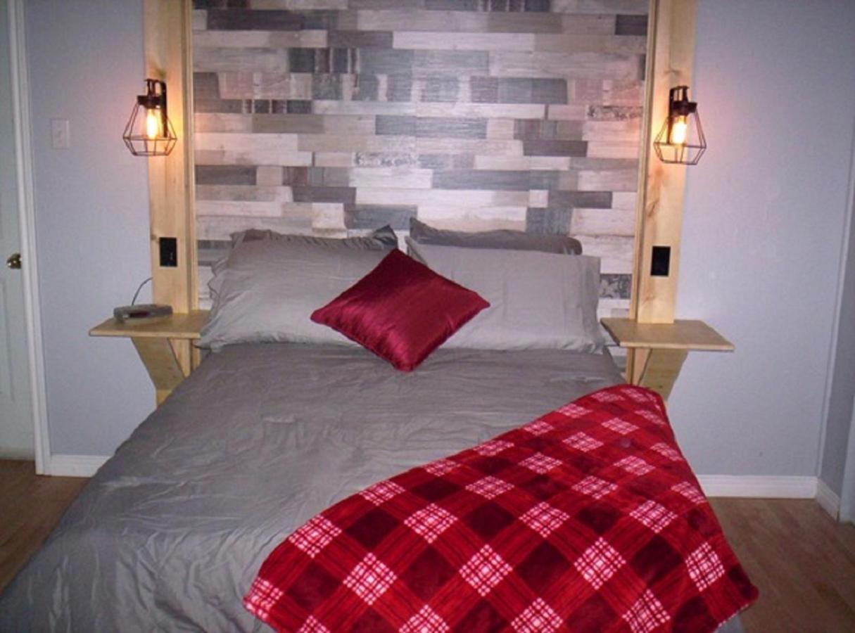 Gite Au P'Tit Bonheur B&B Coaticook Kültér fotó