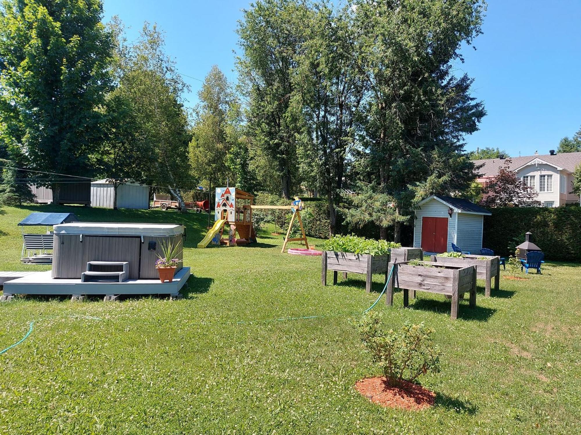 Gite Au P'Tit Bonheur B&B Coaticook Kültér fotó